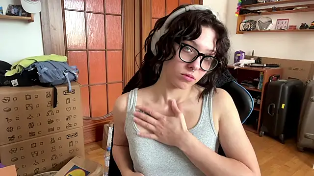 PillowPeachX online show from May 23, 2026, 10:03 am