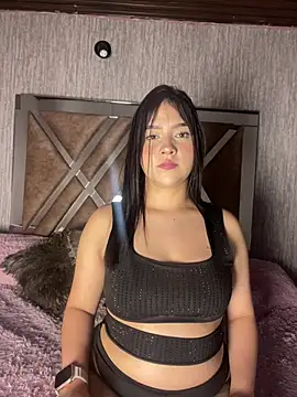 RileyReed Pink online show from April 16, 2026, 11:40 pm