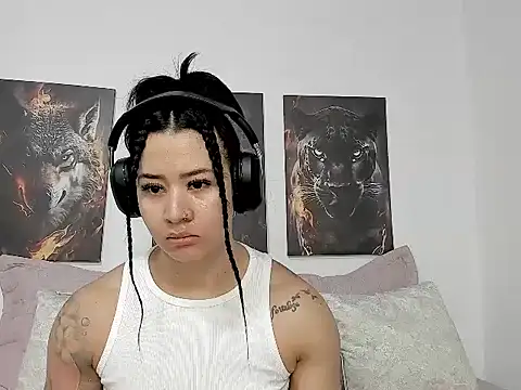 AngelMartinss online show from May 12, 2026, 2:23 pm