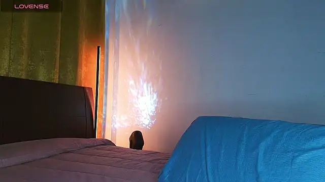 Snapshot of Lucaa_ferrer chatting on June 6, 2026, 2:17 am Lucaa ferrer online show from June 6, 2026, 2:17 am
