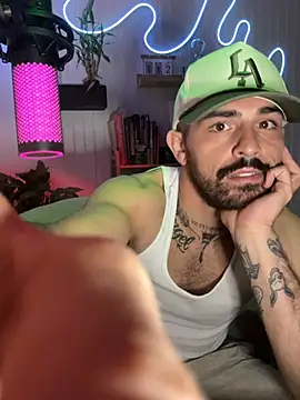 NickyThix online show from April 14, 2026, 4:06 am