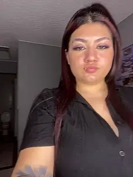 Mia2024 online show from April 19, 2026, 3:29 am