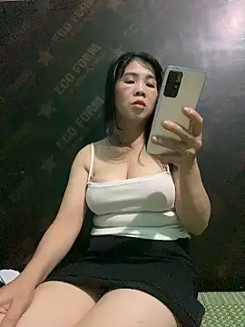 Snapshot of Best-nude chatting on May 28, 2026, 3:07 pm Best-nude online show from May 28, 2026, 3:07 pm