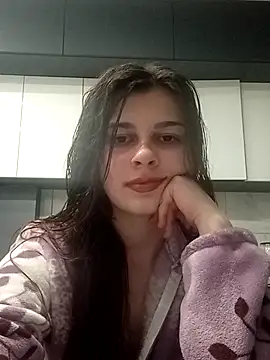 Eveline5038 online show from April 15, 2026, 7:18 pm