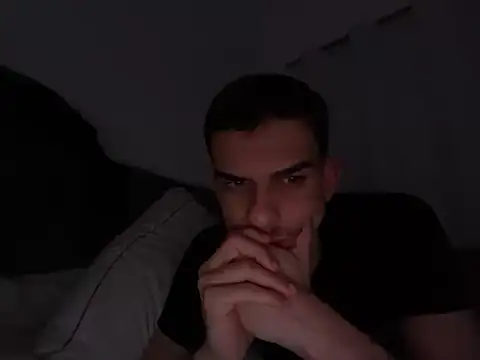 Santonn  online show from April 16, 2026, 4:46 am