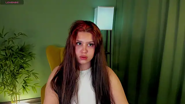 Snapshot of nicolewoss chatting on April 19, 2026, 4:13 am nicolewoss online show from April 19, 2026, 4:13 am