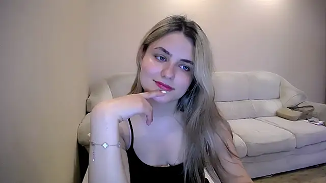 Snapshot of _shy_sabrina__ chatting on June 3, 2026, 1:01 pm shy sabrina online show from June 3, 2026, 1:01 pm