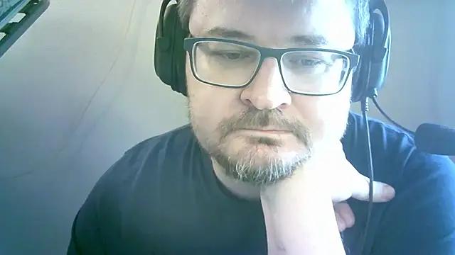 Snapshot of FantastickBombastick chatting on May 9, 2026, 9:23 am FantastickBombastick online show from May 9, 2026, 9:23 am