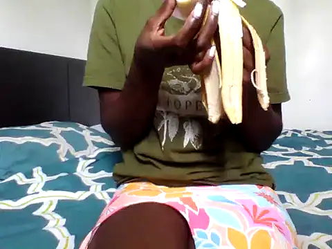 Snapshot of blisspie chatting on June 10, 2026, 10:16 am blisspie online show from June 10, 2026, 10:16 am