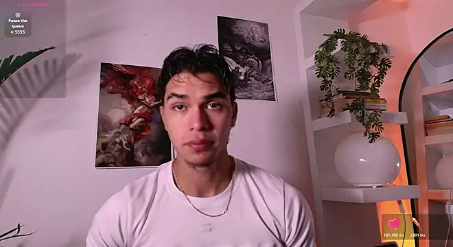 Snapshot of andyypalmer_ chatting on May 2, 2026, 5:56 am andyypalmer online show from May 2, 2026, 5:56 am