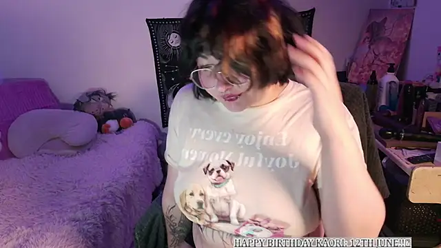 Snapshot of kaori_sama_uwu chatting on May 17, 2026, 12:43 am kaori sama uwu online show from May 17, 2026, 12:43 am