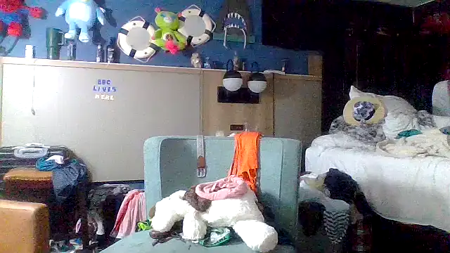 Snapshot of Dicksee_Left chatting on July 13, 2026, 8:19 pm Dicksee Left online show from July 13, 2026, 8:19 pm