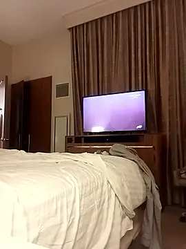 Daddyb00m online show from April 15, 2026, 8:20 am