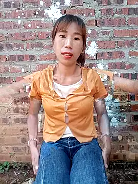 Elena Mia online show from May 15, 2026, 11:14 pm