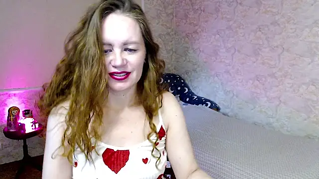 Fern Lust online show from July 13, 2026, 10:14 am