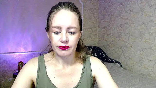 Fern Lust online show from July 3, 2026, 1:50 pm