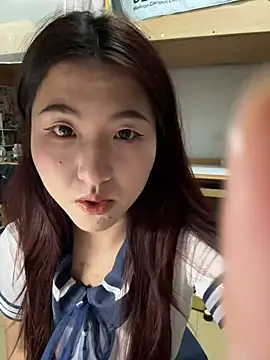 pinkouou online show from May 10, 2026, 2:19 pm
