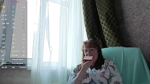 Miss SandraX online show from May 5, 2026, 4:54 pm