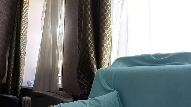 Snapshot of Miss_SandraX chatting on June 20, 2026, 12:32 pm Miss SandraX online show from June 20, 2026, 12:32 pm