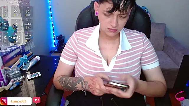 Snapshot of Liam_iker chatting on July 16, 2026, 7:55 pm Liam iker online show from July 16, 2026, 7:55 pm