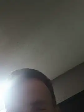 Travis212121 online show from July 11, 2026, 11:49 pm