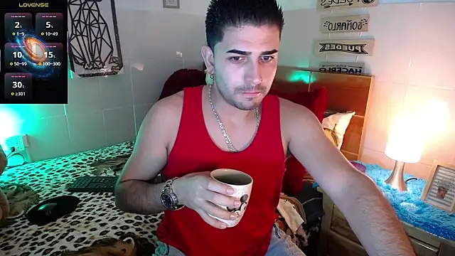 Snapshot of andders_ chatting on June 18, 2026, 10:04 pm andders online show from June 18, 2026, 10:04 pm