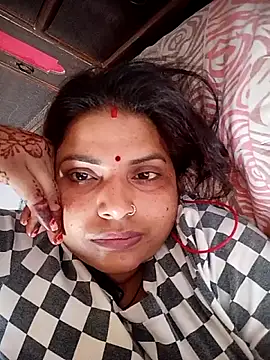 Snapshot of Bebonew1 chatting on May 27, 2026, 8:32 am Bebonew1 online show from May 27, 2026, 8:32 am