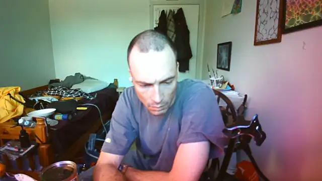 JohnnyMoves online show from June 15, 2026, 7:24 pm