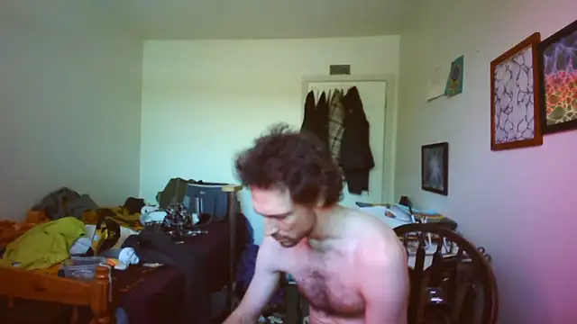 JohnnyMoves online show from June 3, 2026, 8:57 pm