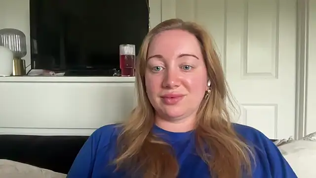 arielsweetieee online show from June 11, 2026, 6:38 pm
