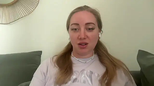 arielsweetieee online show from June 30, 2026, 8:58 am