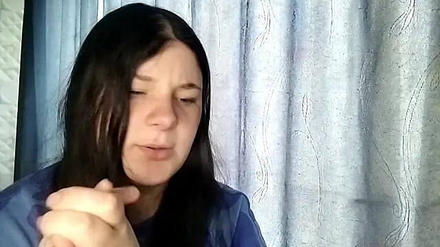Snapshot of BeatriceMolands chatting on May 10, 2026, 12:20 pm BeatriceMolands online show from May 10, 2026, 12:20 pm