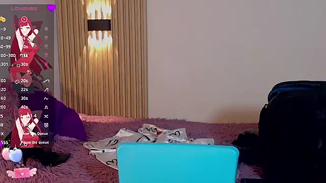 Snapshot of LucyWild8 chatting on July 9, 2026, 3:00 pm LucyWild8 online show from July 9, 2026, 3:00 pm