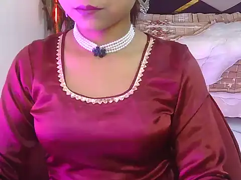Snapshot of bold-fareen chatting on July 14, 2026, 11:00 pm bold-fareen online show from July 14, 2026, 11:00 pm
