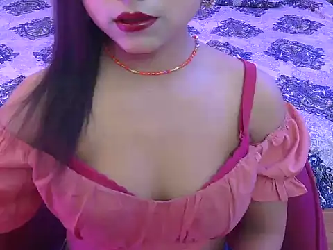 Snapshot of bold-fareen chatting on April 21, 2026, 8:43 am bold-fareen online show from April 21, 2026, 8:43 am