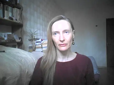 Snapshot of LunaBelle8 chatting on May 10, 2026, 2:52 pm LunaBelle8 online show from May 10, 2026, 2:52 pm
