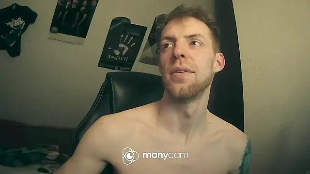 Snapshot of Milkyman7 chatting on February 22, 2025, 1:11 am Milkyman7 online show from February 22, 2025, 1:11 am