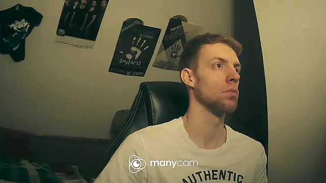 Snapshot of Milkyman7 chatting on February 22, 2025, 8:53 pm Milkyman7 online show from February 22, 2025, 8:53 pm