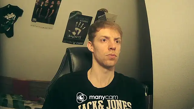 Snapshot of Milkyman7 chatting on January 25, 2025, 10:28 pm Milkyman7 online show from January 25, 2025, 10:28 pm