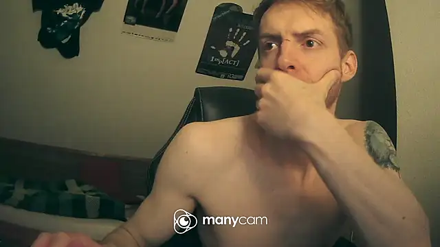 Snapshot of Milkyman7 chatting on March 23, 2025, 12:36 am Milkyman7 online show from March 23, 2025, 12:36 am