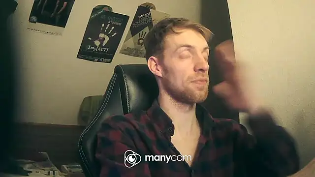 Snapshot of Milkyman7 chatting on March 10, 2025, 8:34 pm Milkyman7 online show from March 10, 2025, 8:34 pm