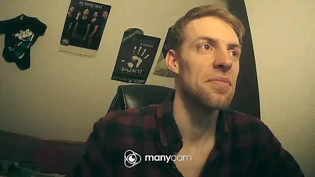 Snapshot of Milkyman7 chatting on March 15, 2025, 12:58 am Milkyman7 online show from March 15, 2025, 12:58 am