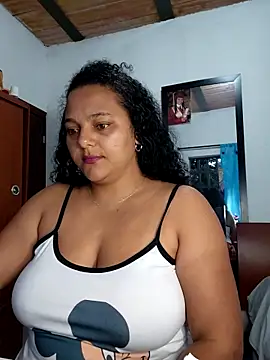 Snapshot of manuboobss chatting on April 27, 2026, 11:14 pm manuboobss online show from April 27, 2026, 11:14 pm