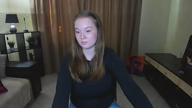 ValeriSunny online show from April 23, 2026, 2:19 pm