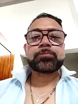 Snapshot of CarlossexVen chatting on April 23, 2026, 4:41 am CarlossexVen online show from April 23, 2026, 4:41 am