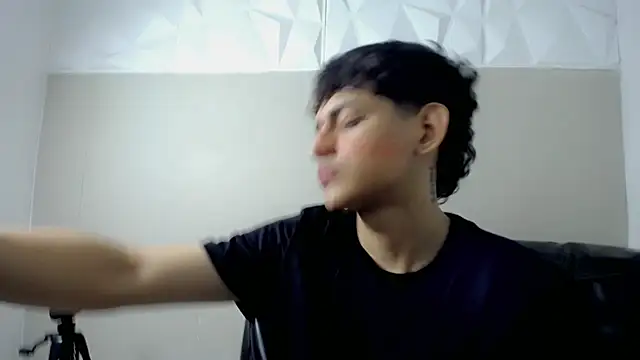 Yosepp cum online show from May 4, 2026, 4:05 am