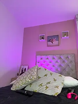 Snapshot of caro_lovings chatting on June 19, 2026, 3:34 am caro lovings online show from June 19, 2026, 3:34 am