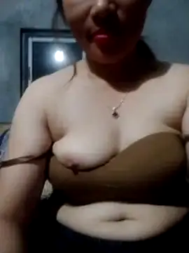 Snapshot of Tieuthu2 chatting on April 29, 2026, 5:30 pm Tieuthu2 online show from April 29, 2026, 5:30 pm