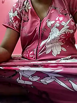 Simupaul001 online show from May 20, 2026, 9:01 pm