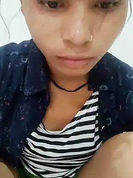 Snapshot of Kamini_rani chatting on May 15, 2026, 7:06 am Kamini rani online show from May 15, 2026, 7:06 am